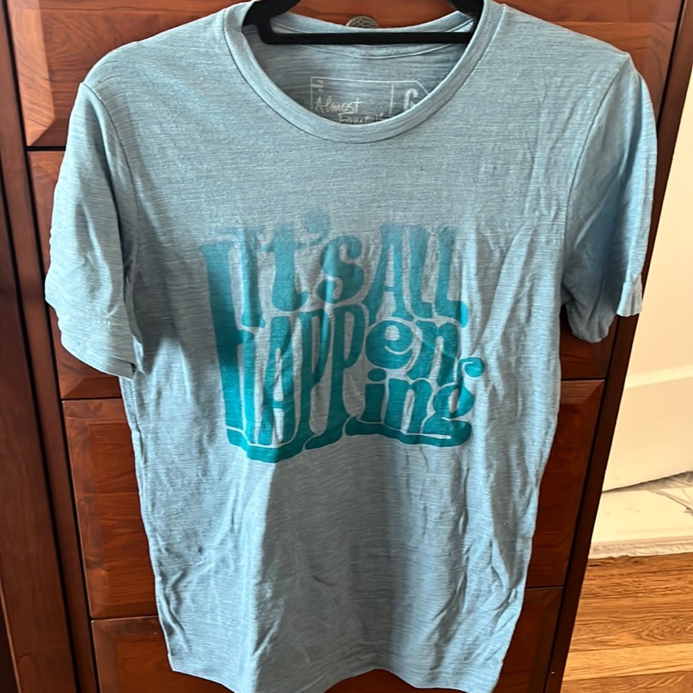 Almost Famous Broadway Blue Crew neck T- Shirt NWOT size small